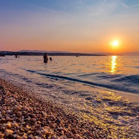 Lejlighed Mint & Gold Luxury *