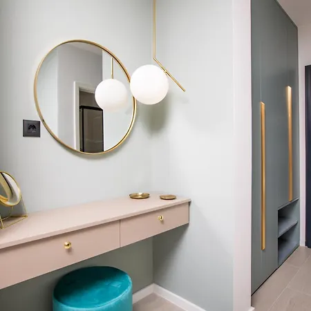 Mint & Gold Luxury Lejlighed *