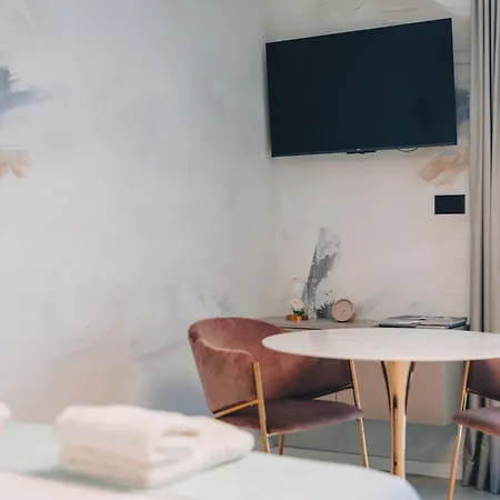 Mint & Gold Luxury *