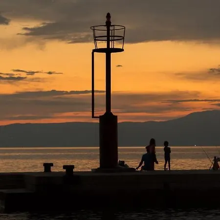 Mint & Gold Luxury * Malinska